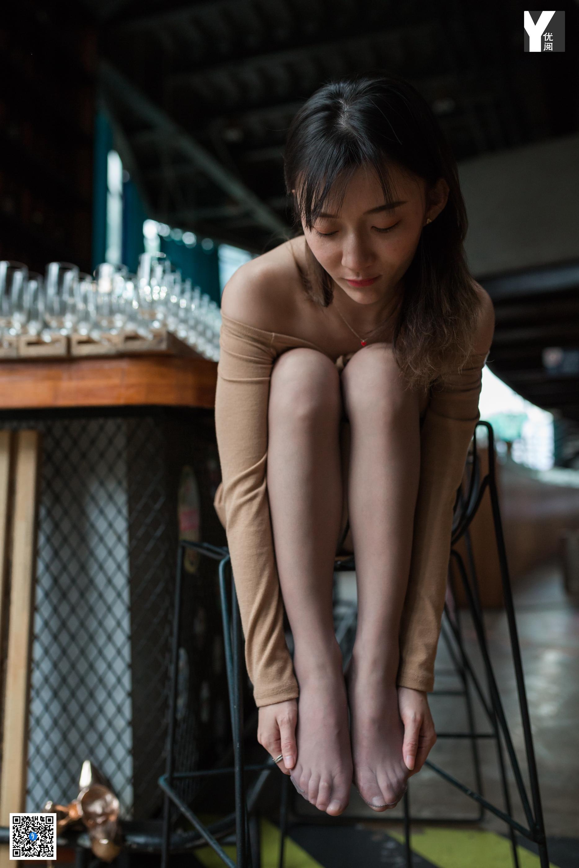 IESS异思趣向 - 模特：秋秋《职业性感选手》